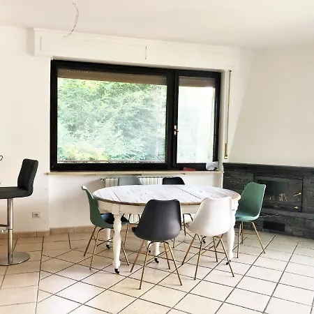 Διαμέρισμα Belvilla By Oyo Welcoming With Garden Pino Lago Maggiore