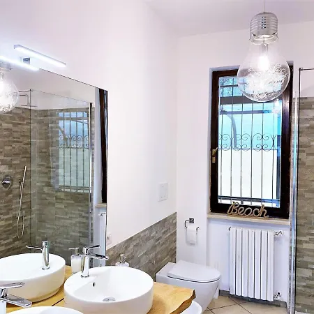 Belvilla By Oyo Welcoming With Garden Apartament Pino Lago Maggiore